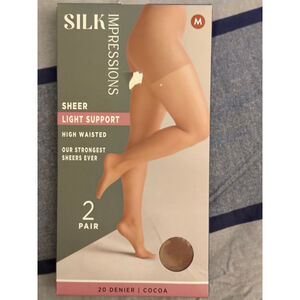 Women's Silk Impressions Sheer Light Support Hosiery in Beige